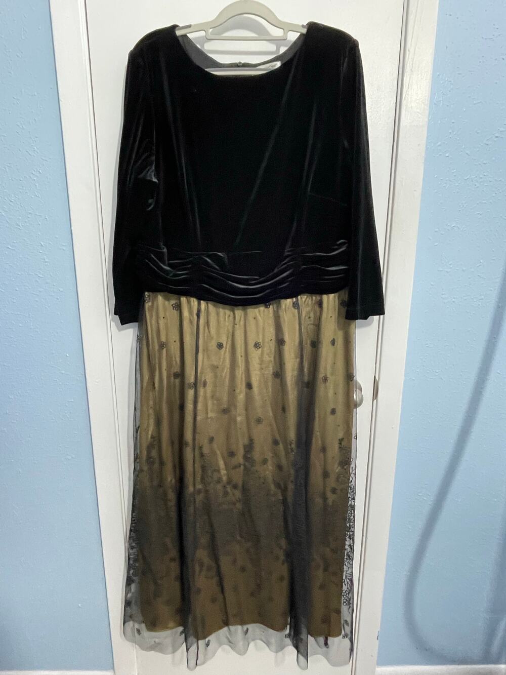 Coldwater Creek Formal Dress Size 20W Black Velvet Floral Lace Beaded Sequin